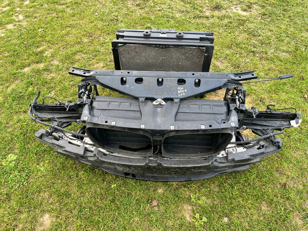 фото №1, Bmw 7 f01 lift lci 4.0d pas передній підсилювач радіатор