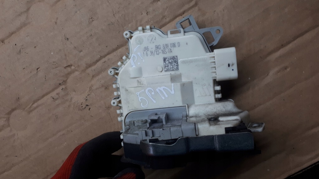 фото №13, S4 b8 a4 замок дверь правый задняя задний 5 pin a5 s5