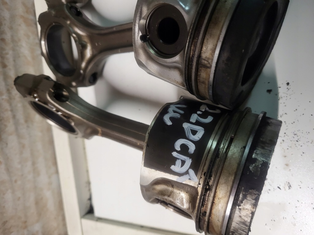 фото №5, Поршень шатун toyota corolla verso ii 2.2 d-cat