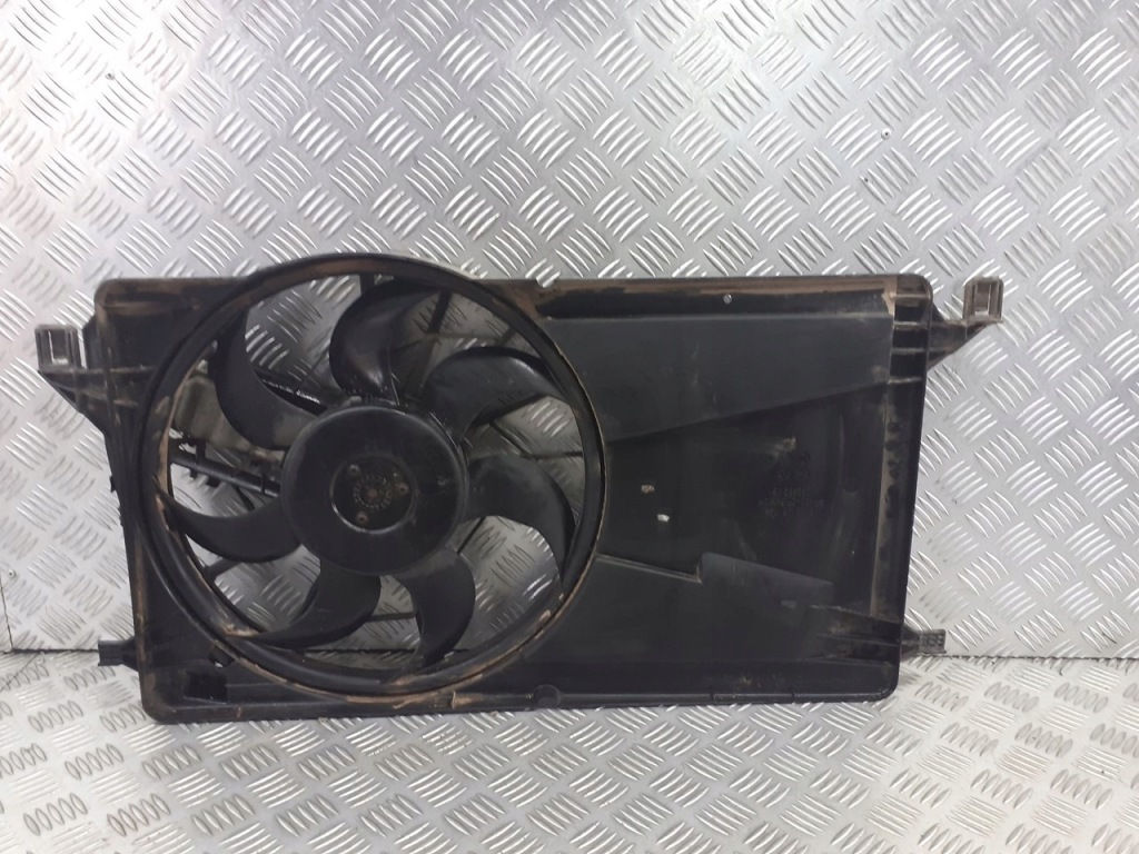 Купити Вентилятор радіатора ford focus mk2 1.8 tdci 3135103743