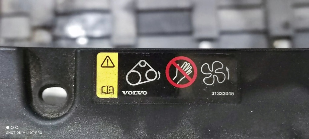 фото №9, Volvo xc90 2019 бампер передний