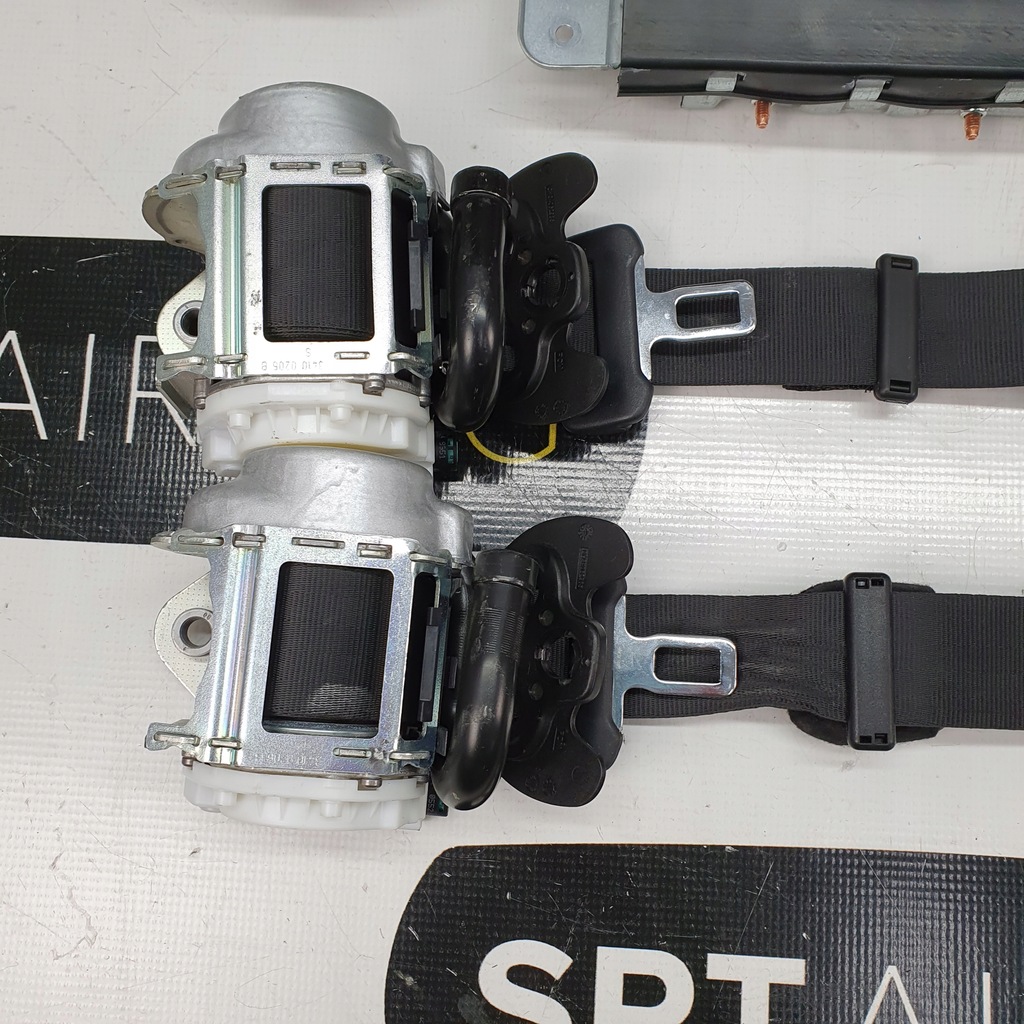 фото №12, Alfa romeo stelvio приборная панель приборная панель консоль подушка безопасности stare возврат beż dół