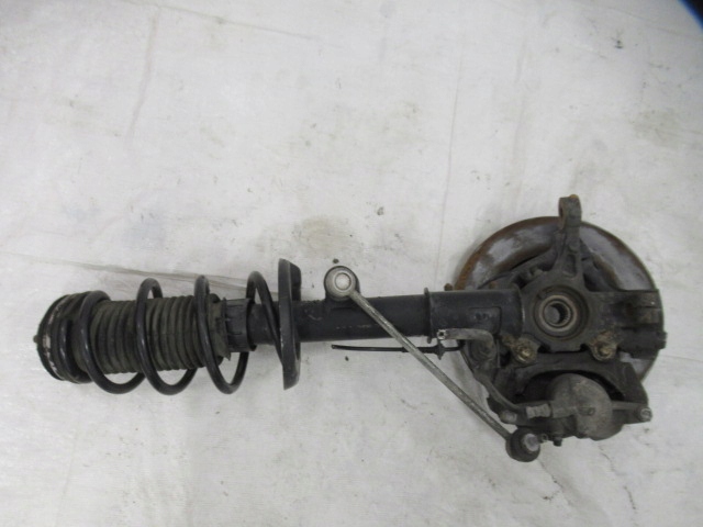 фото №9, Fiat 500 l амортизационная стойка поворотный кулак амортизатор правый