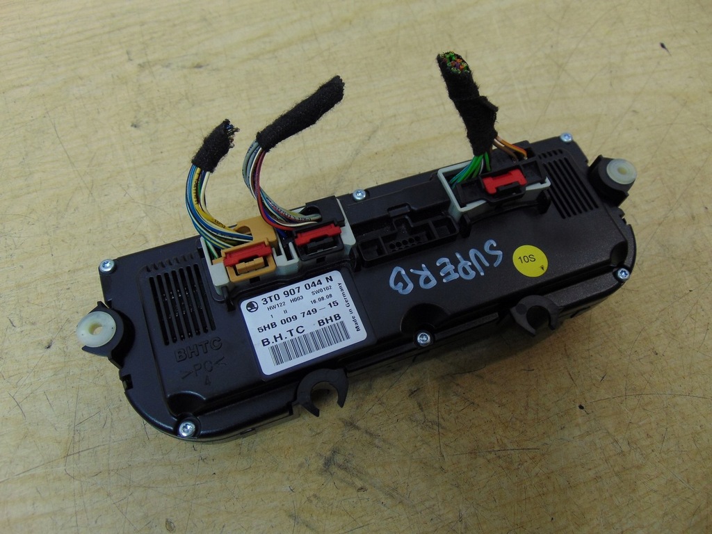 фото №11, Панель управление кондиционера skoda superb ii 3t0907044n europa