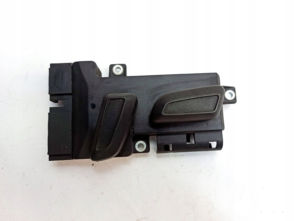 фото №13, Audi a4 s4 b8 8k 2009 перед сторона ліва кнопки керування сидіння