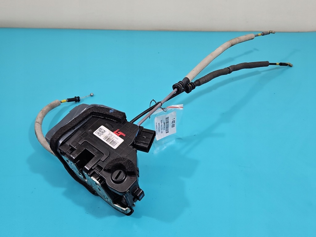 фото №1, Замок задняя левый 4pin 81410-f2000 hyundai elantra vi 15-20