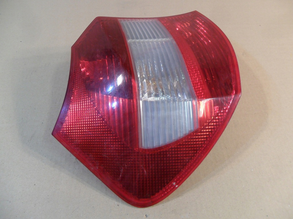 фото №9, Лампа левая задняя bmw 1 e81 e87 0397034