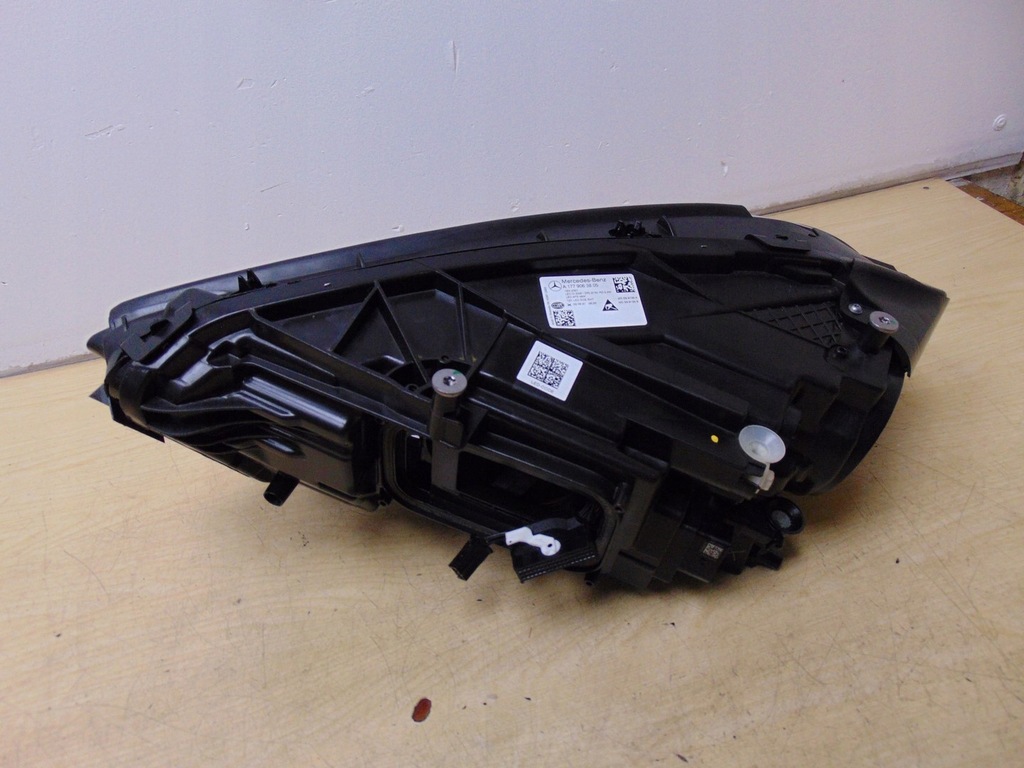 фото №9, Лампа права перед mercedes w177 europa a1779063805