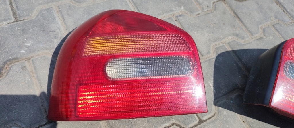 фото №1, Лампа левая задняя audi a3 8l przedlift