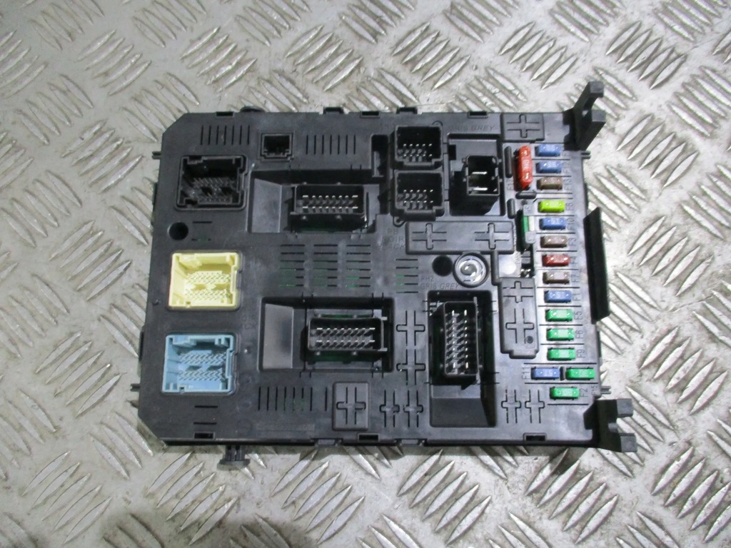 фото №1, Коробка bsi peugeot 308 11-13r