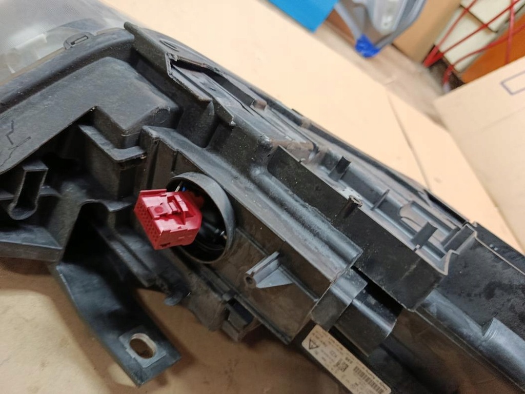 фото №8, Лампа ксенон поворотный левая перед audi q3 8u europa