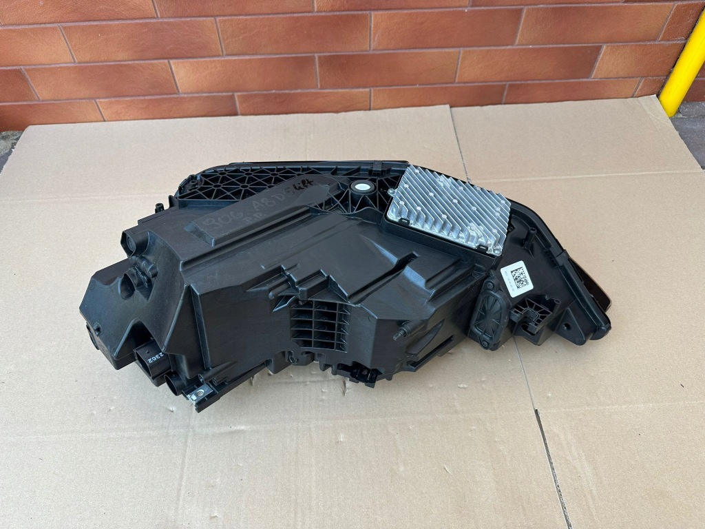 Фара audi a8 d5 рестайлинг  matrix full led правый перед европа 4n0941080b в Украине
