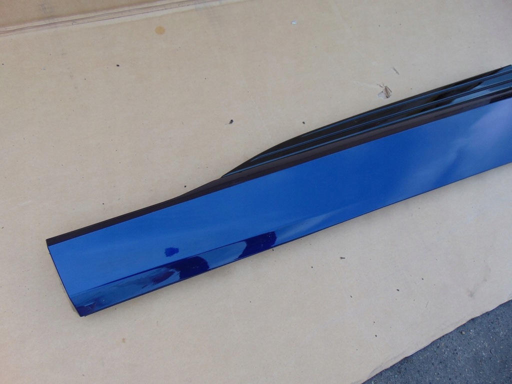 фото №5, Молдинг боковая дверь левый перед audi e-tron