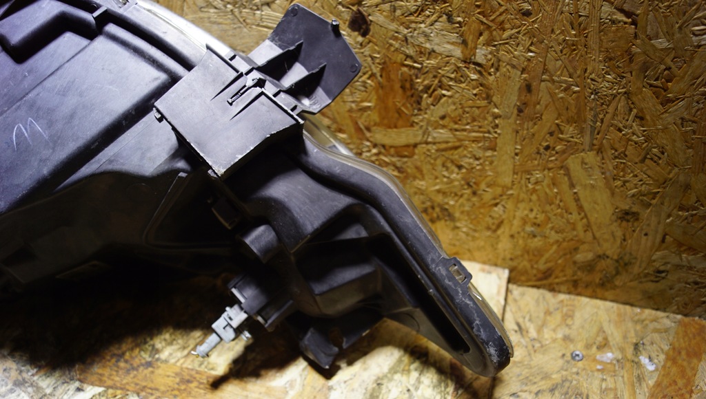 фото №10, Лампа правый перед peugeot 107