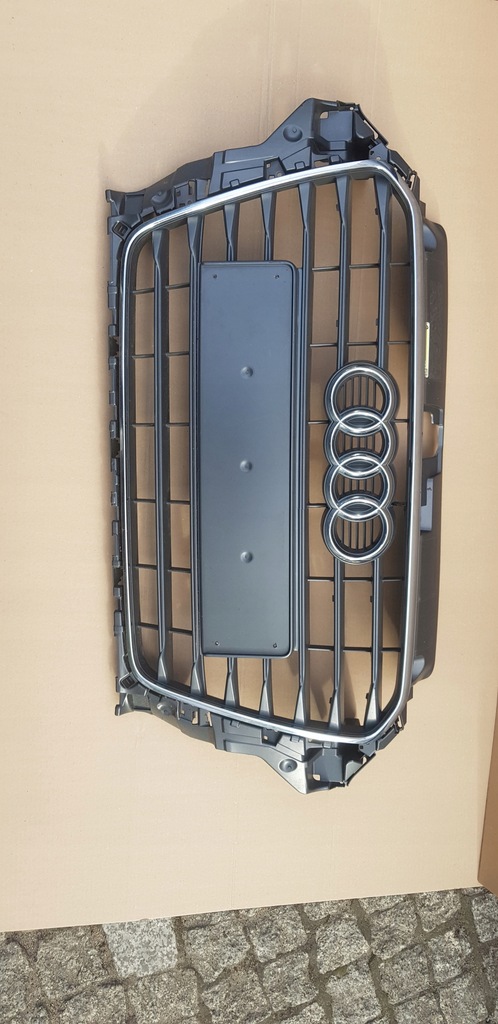 фото №1, Audi оригінальний номер 8v3 853 651 решітка радіатора решітка радіатора