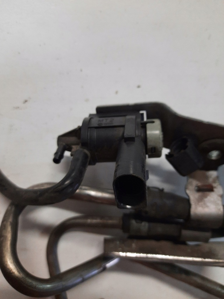 фото №9, Новий датчик тиску dpf vw audi seat 076906051a