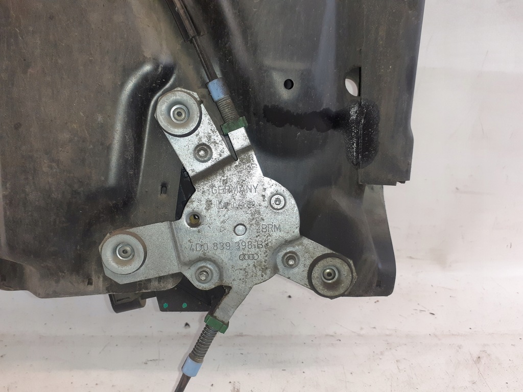 фото №6, Audi a8 d2 механізм скло рама двері правий задня