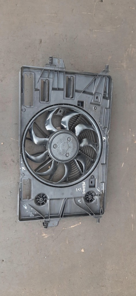 Купити Вентилятор корпус радіатора renault megane v e-tech 1038601293 3135104354