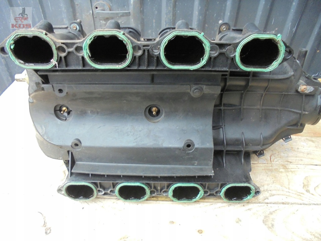 Колектор впускний  maserati quattroporte v m139 2006 4.2 v8 Зі Шроту