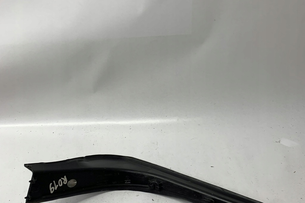 фото №11, Правый пластик крышки багажника bmw 3 g20, g28 7430620 2.0l бензиновый 190kw