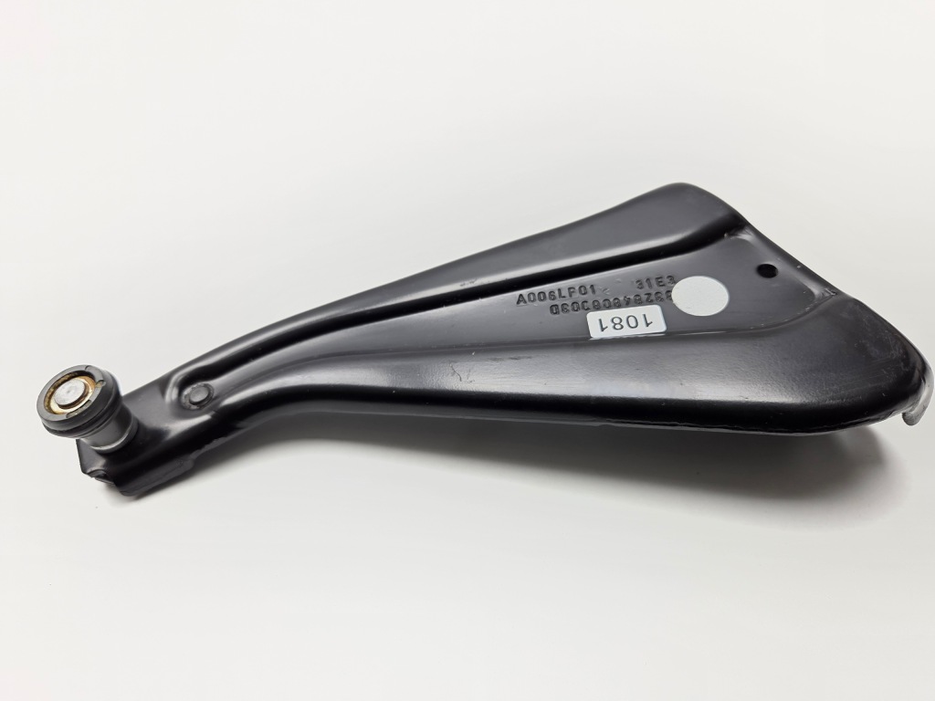 Proace city berlingo rifter ролик направляющая дверь правый задний  9832848080 Цена