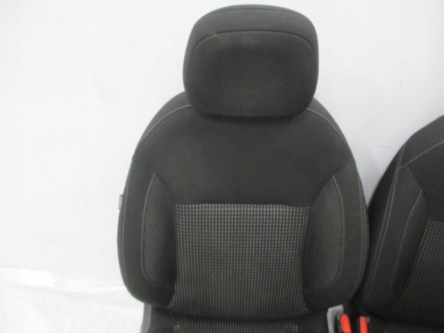 фото №9, Peugeot 208 lift перехідник з фургон заднє сидіння ремені