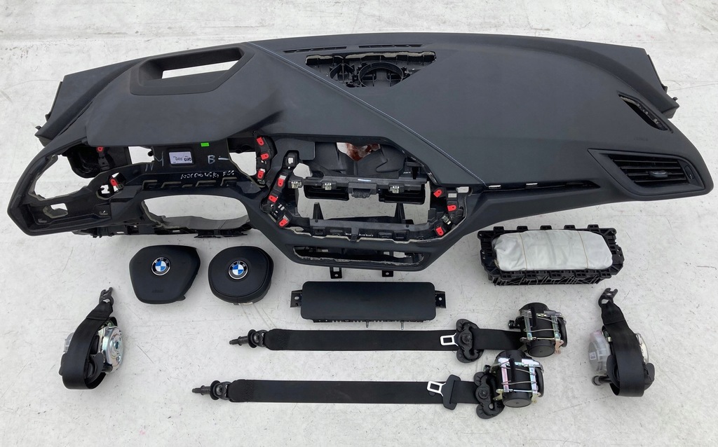 фото №1, Bmw 1 f40 f44 hud панель приладів панель приладів консоль подушки безпеки ремені