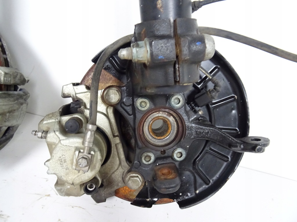 Audi a3 амортизатор поворотный кулак правый  1k0407256aa в Украине