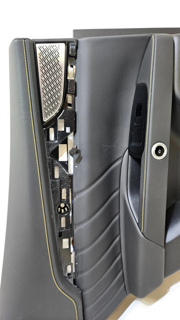 фото №11, Обивка обшивка дверь левый кнопки maserati grecale nowe оригинал идеальное состояние