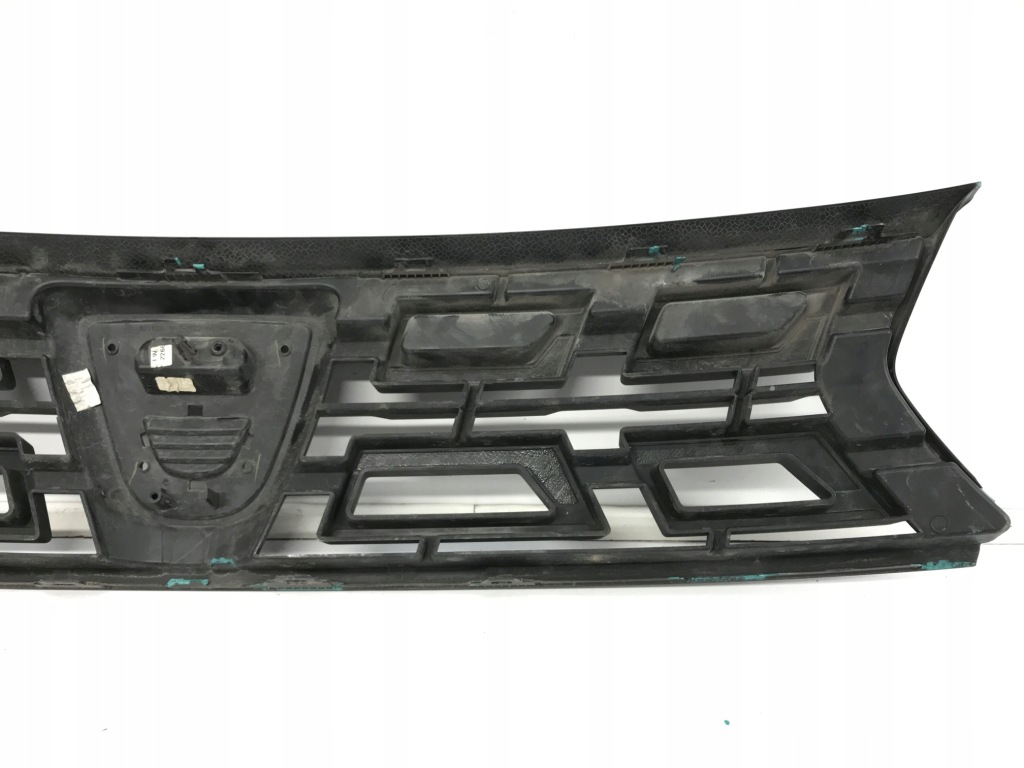 Купить Решётка радиатора решётка радиатора радиатора хром dacia daster 20-22r рестайлинг  623102515r