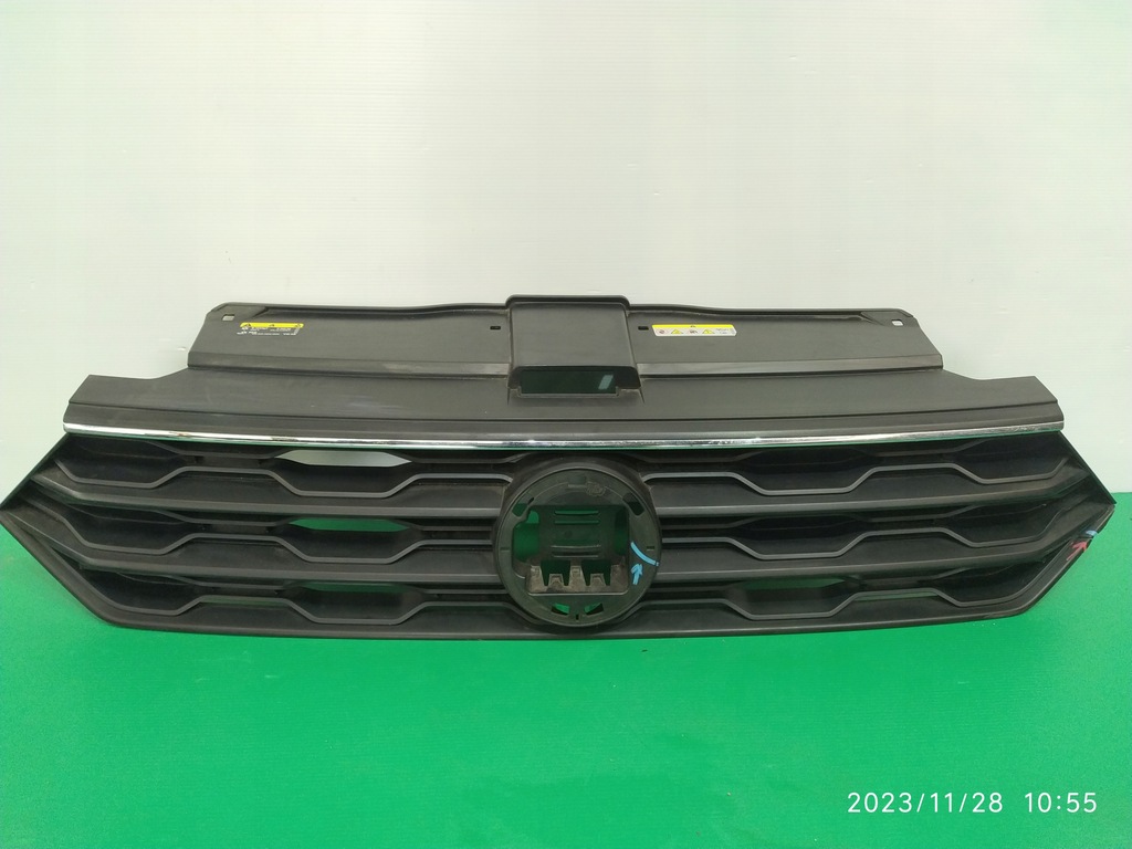 фото №1, Решётка радиатора решётка радиатора бампера vw t-roc 2ga853651r