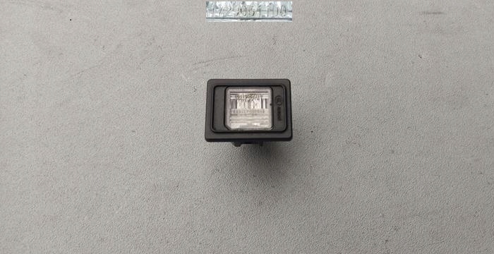 фото №1, Лампа освітлення номерного знака mercedes 1729061100