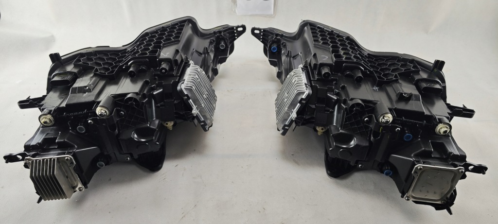 Volvo v60 s60 2 full led левый правый фара левая правый  32228867 32228866 с Разборки