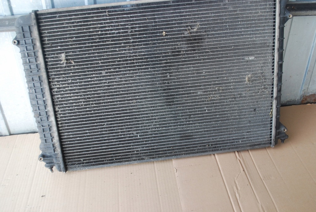 фото №6, Радіатор wody audi a8 d2 2.5 tdi 4d0121251k