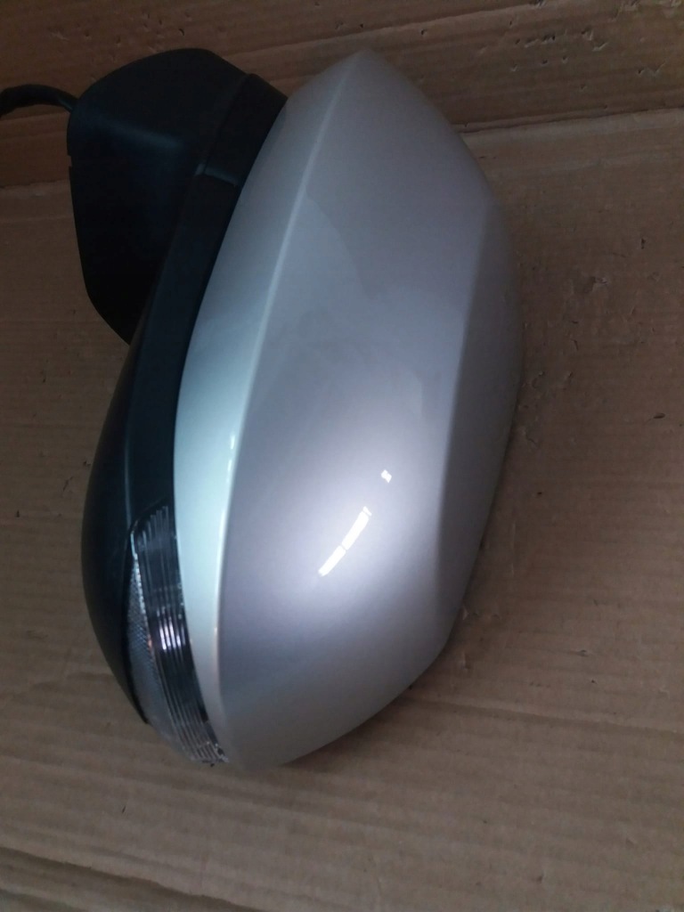 фото №4, Toyota yaris cross 2021r левая складной 8 pin eu