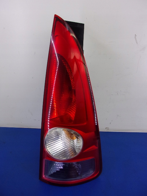 фото №1, Grand espace iv лампа задняя правая 8200027152 valeo