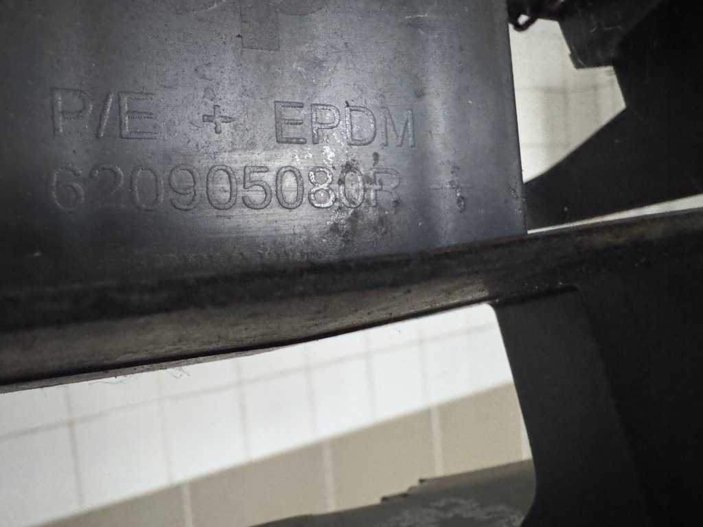 Renault trafic iii vivaro b 14r - абсорбер усилитель бампера 620905080r в Украине