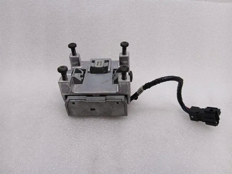 Ecu двигателя chevrolet 12691885 Цена