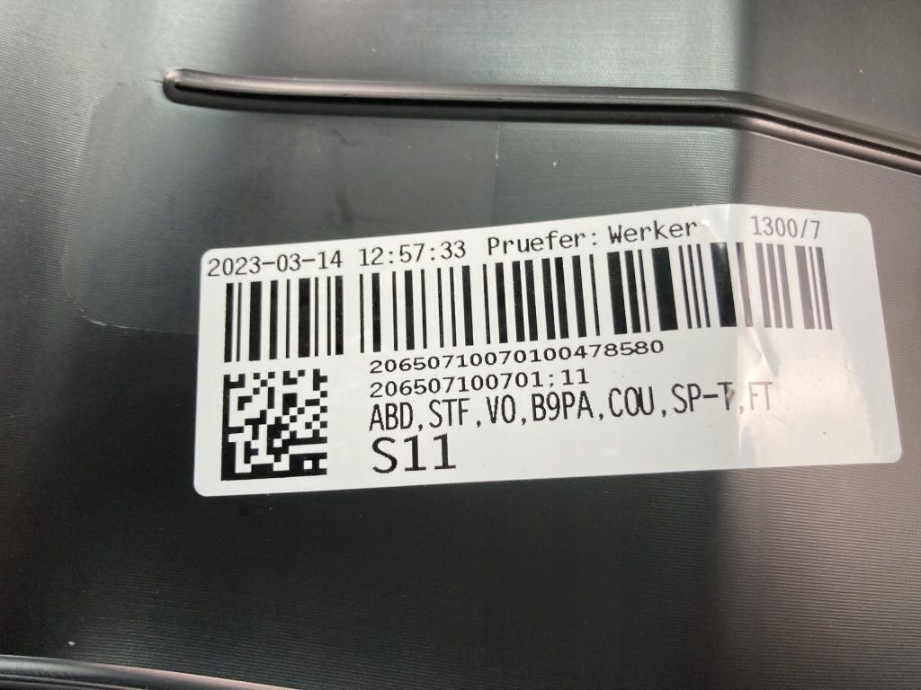 Купити Накладка кришка замок бампера передній audi a5 b9 8w6