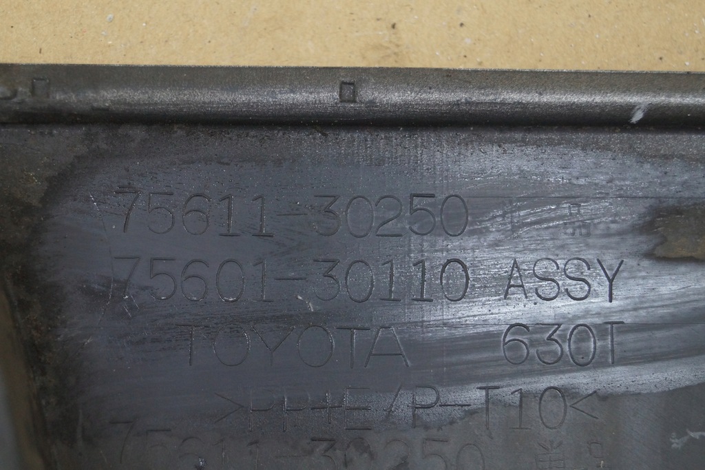 фото №6, Молдинг крыла правый перед lexus ls430