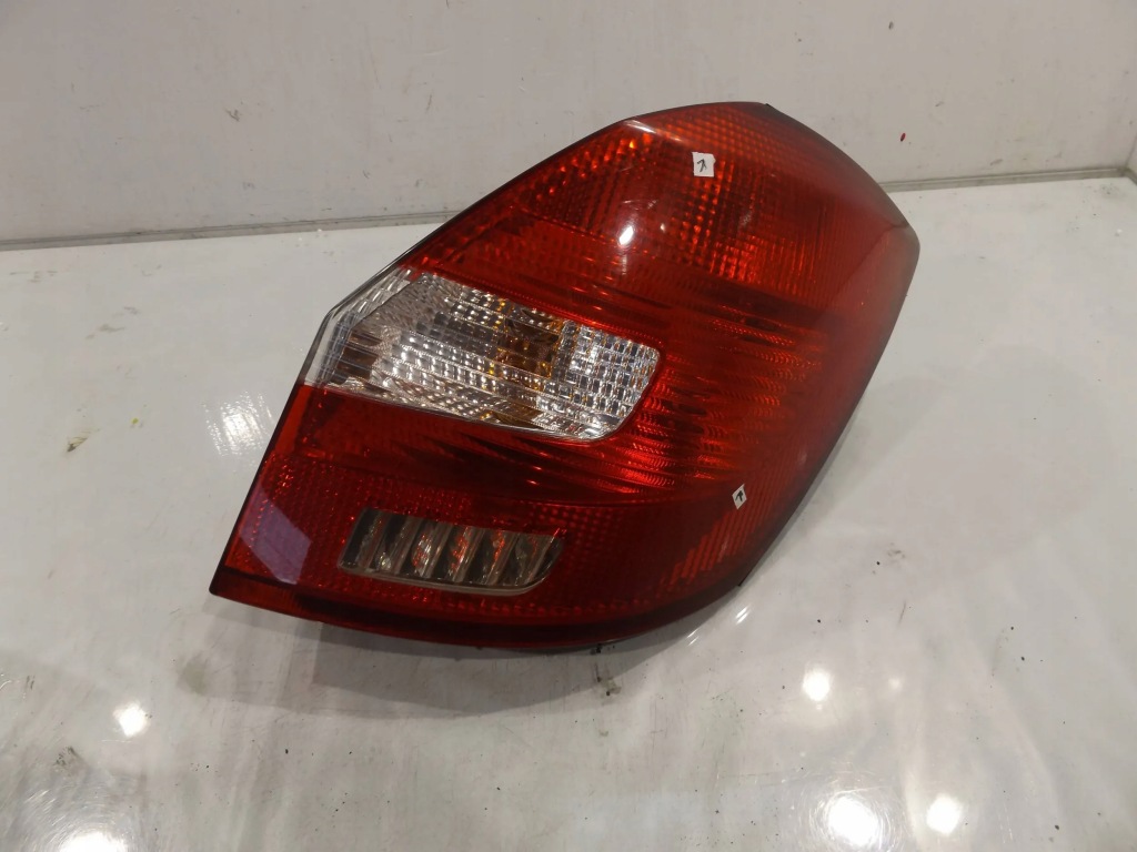 фото №1, Fabia ii kombi лампа правый задняя