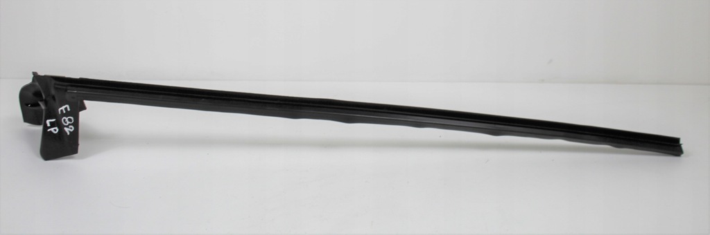 фото №1, Прокладка ущільнювач двері лівий перед bmw e82