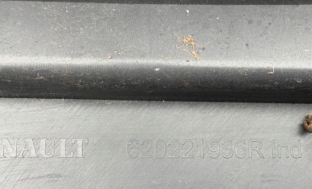 Бампер передний комплектный  renault kadjar рестайлинг  4xpdc оригинал чёрный sprysk с Разборки