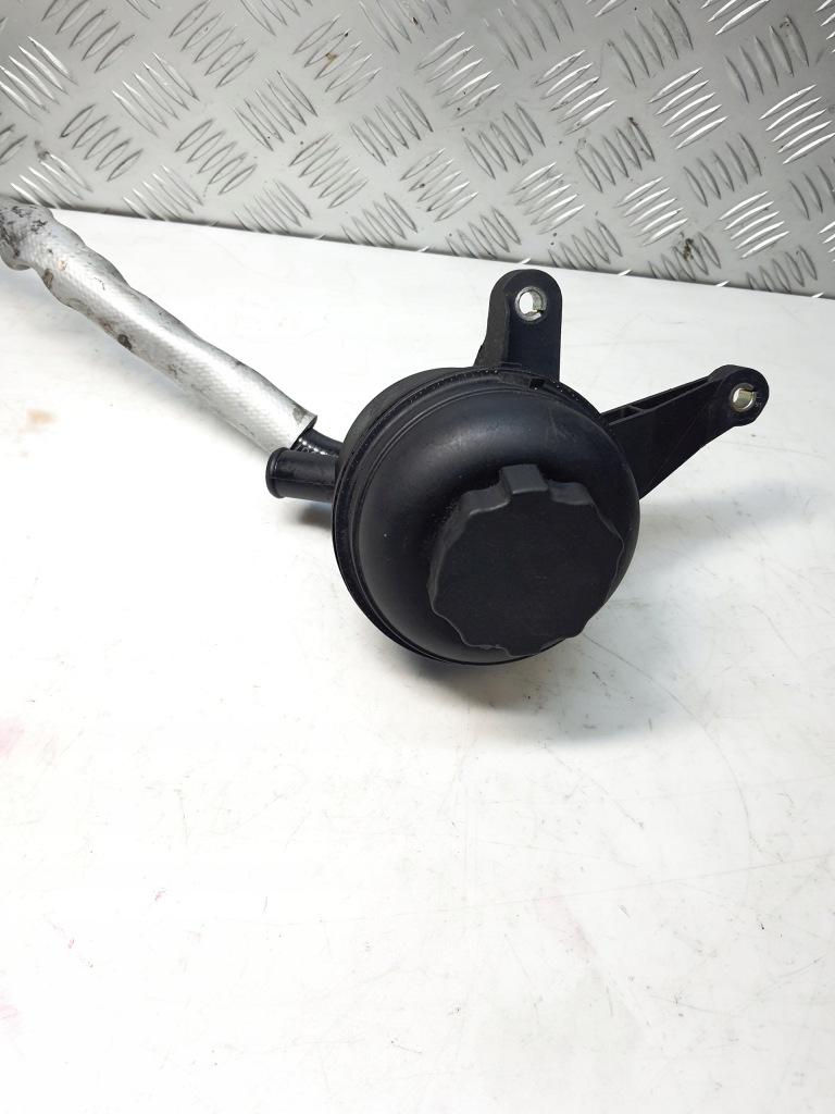 Купить Бак бачок жидкость усилителя mercedes w203 w163 2.2 2034600083