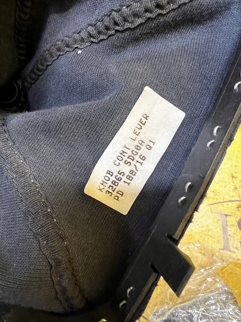 фото №10, Ручка чехол переключения передач механическая коробка передач infiniti q30