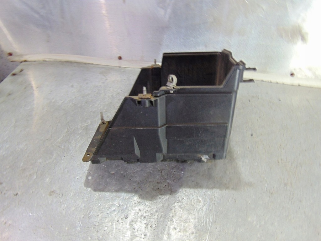 фото №5, Корпус аккумулятор mazda5 mazda 5 2.0 citd