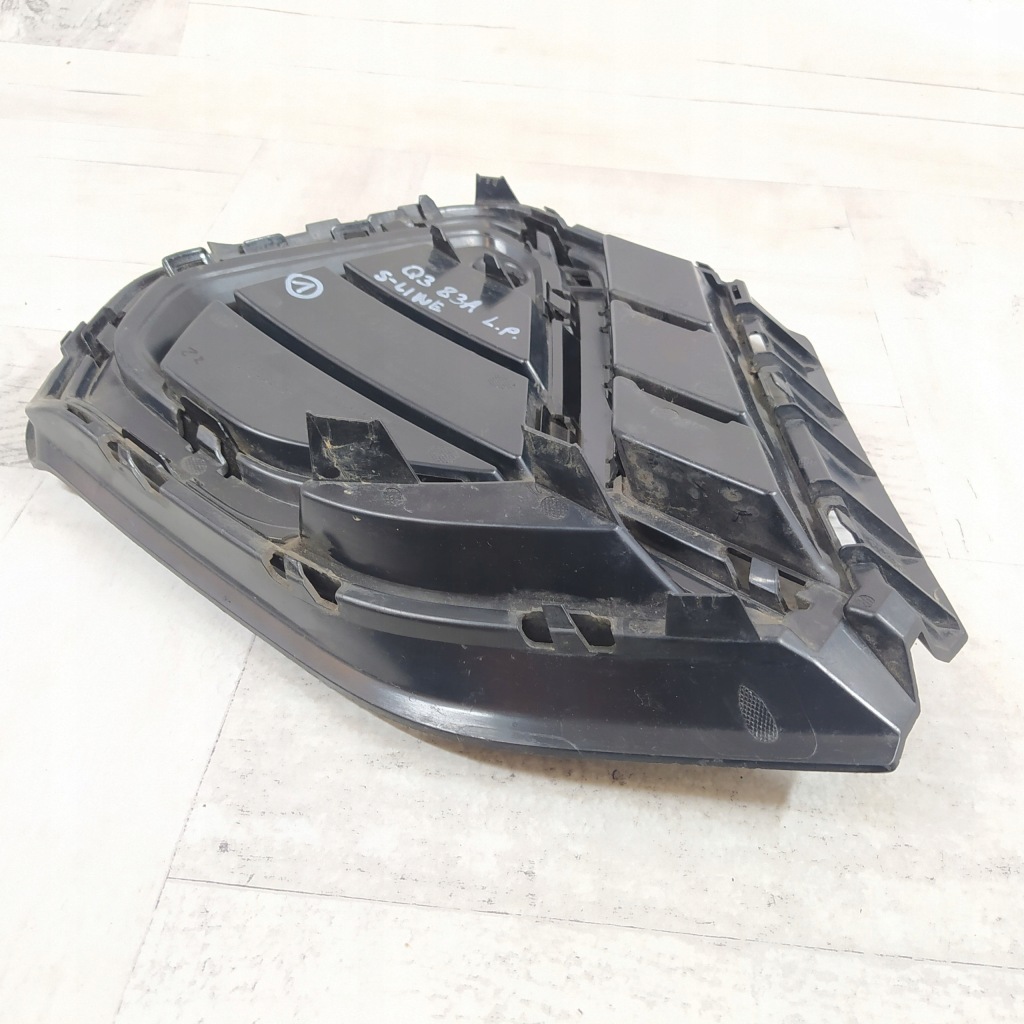 Audi q3 2 83a s-line решётка бампера решётка  правая  перед 83a807681d с Разборки