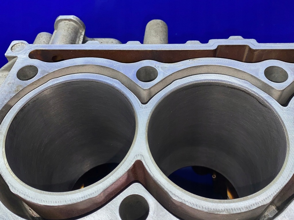 фото №9, Блок dół двигателя mercedes w204 1.8 cgi 271860 r2710107705