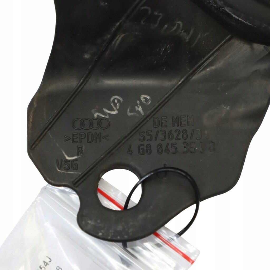 фото №12, Audi a7 4g прокладка стекло дверь правый перед 4g8845354j