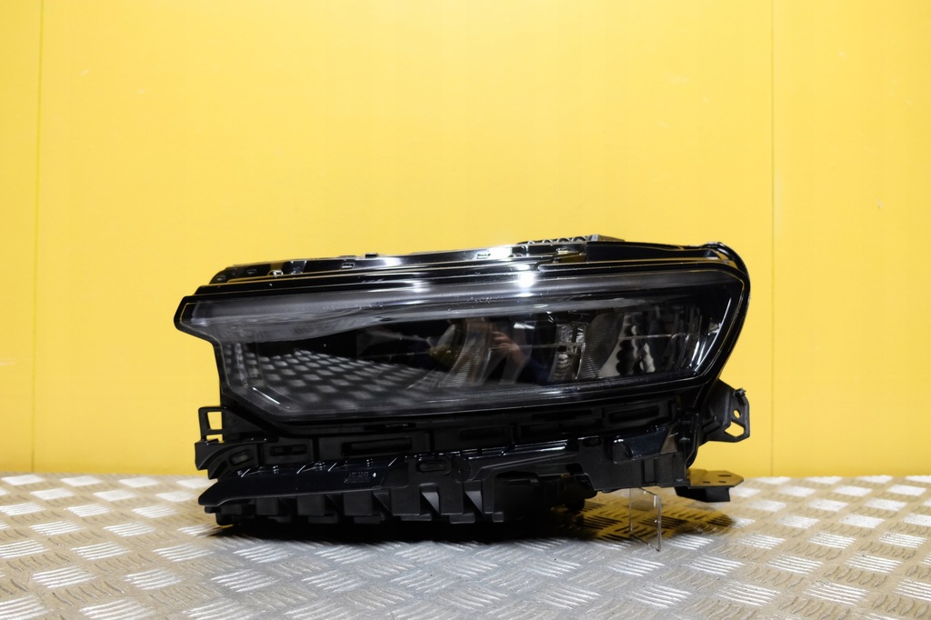 фото №1, Jeep grand cherokee wl base 2021- фара лампа full led левая usa